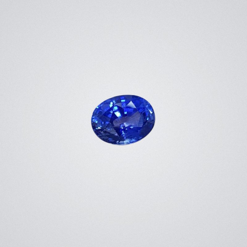 Blue sapphire Royal Blue oval cut 6.85 ct, Sri Lanka