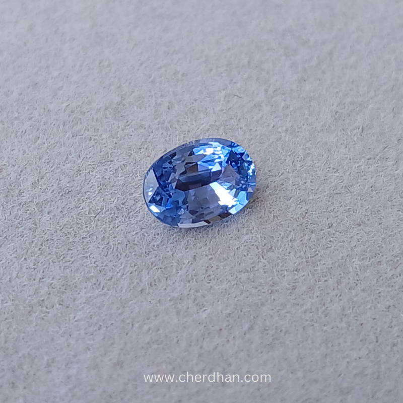 Pastel Blue sapphire in oval cut 1.06 carats 905 02