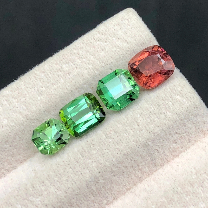 4 Crt Natural Green Tourmaline from Afghanistan Close-up of a 4-carat natural green tourmaline gemstone from Afghanistan showing vivid color and clarity